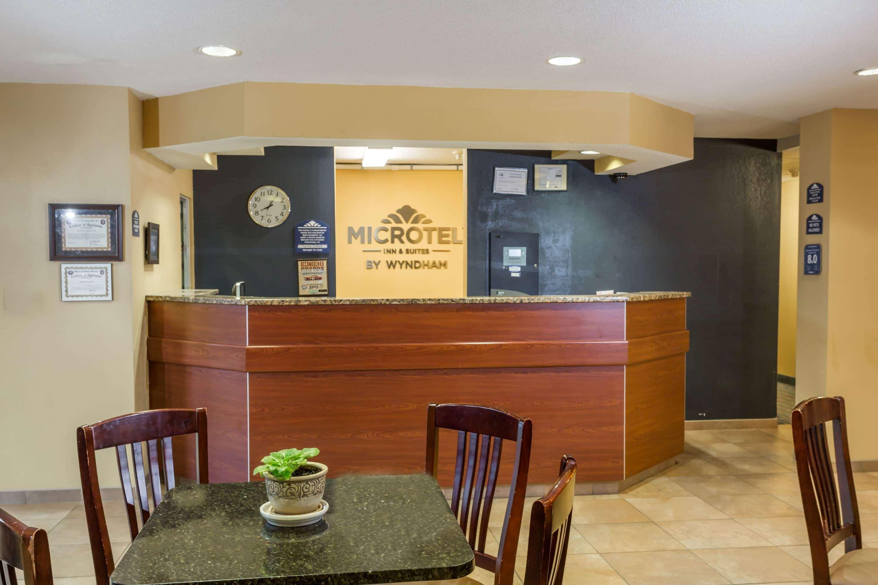 Microtel & By Wyndham Hotel