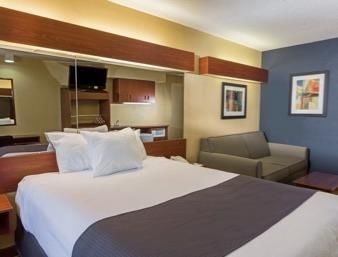 Microtel & By Wyndham Hillsborough